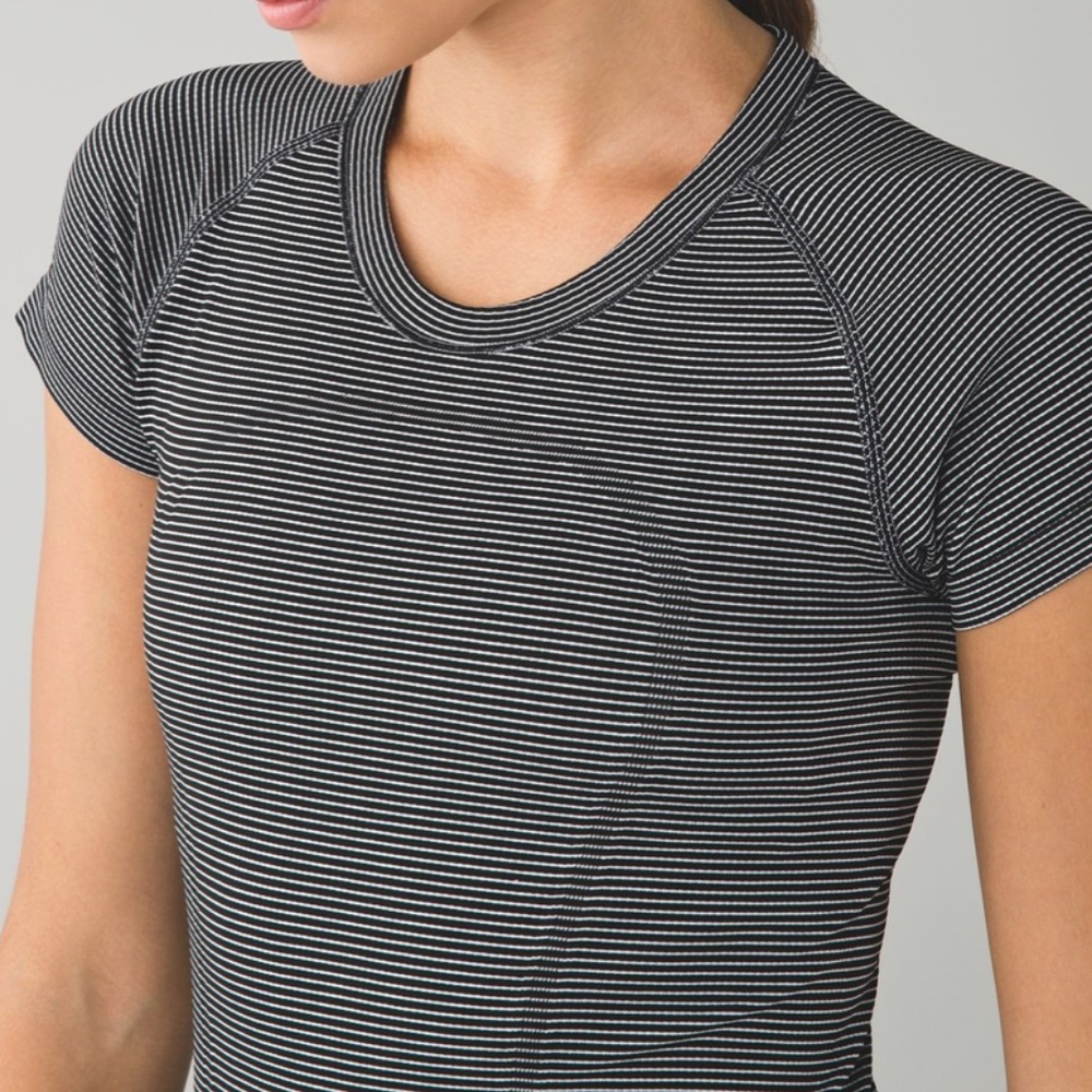 Lululemon Swiftly Tech Short Sleeve
